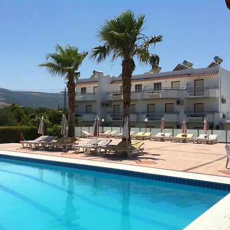 Sandy'S Studios Apartments & Log-Villas Kos-Stadt Exterior foto