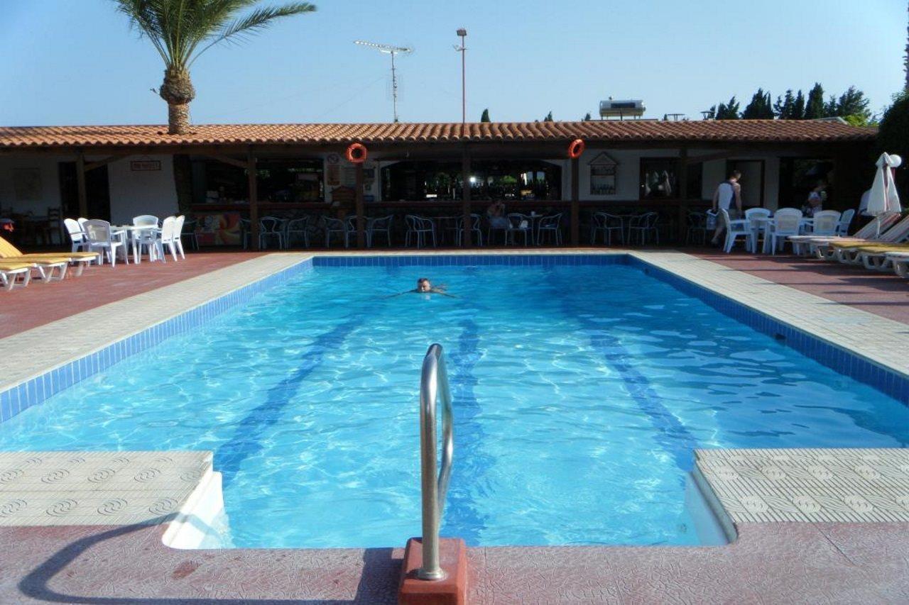Sandy'S Studios Apartments & Log-Villas Kos-Stadt Exterior foto