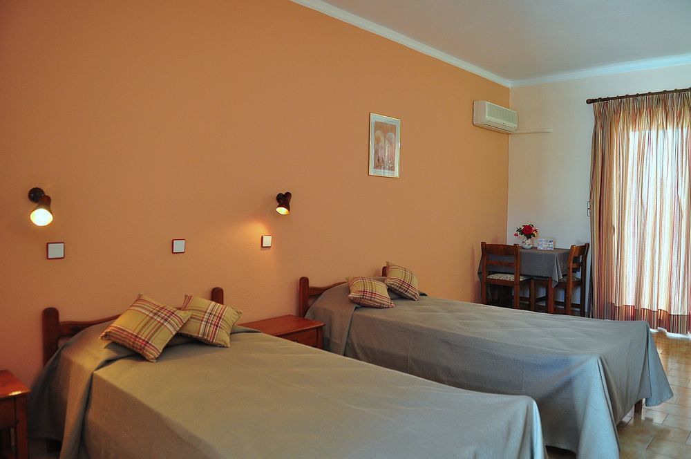 Sandy'S Studios Apartments & Log-Villas Kos-Stadt Exterior foto
