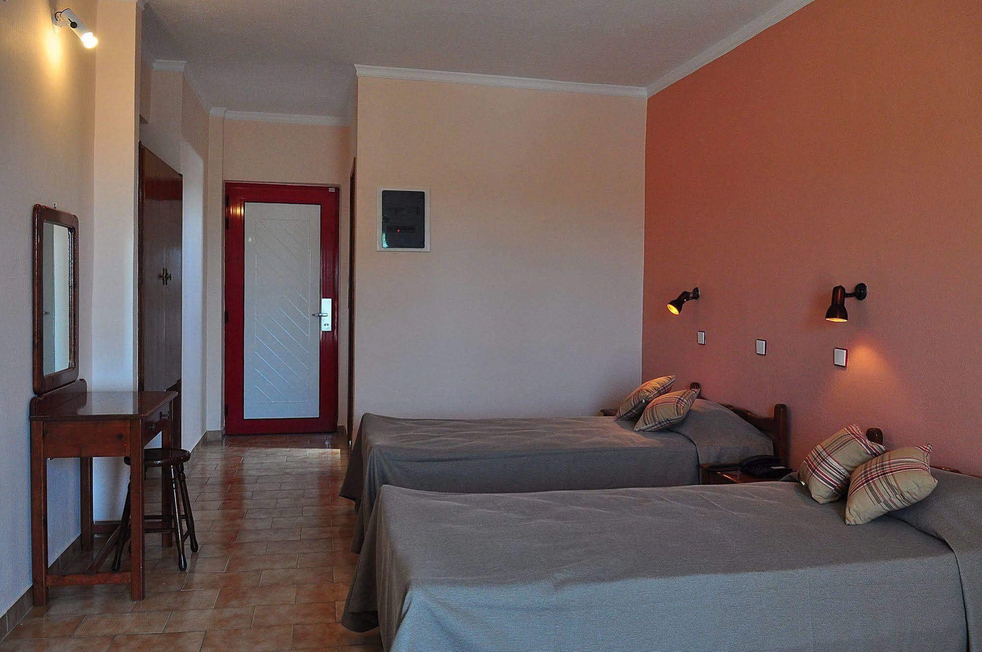 Sandy'S Studios Apartments & Log-Villas Kos-Stadt Exterior foto