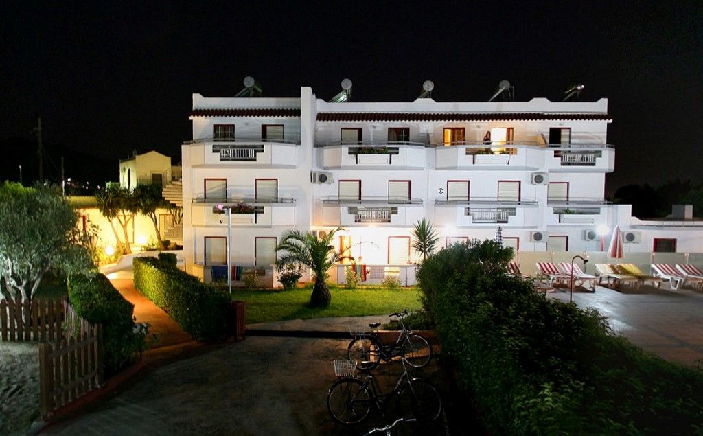 Sandy'S Studios Apartments & Log-Villas Kos-Stadt Exterior foto